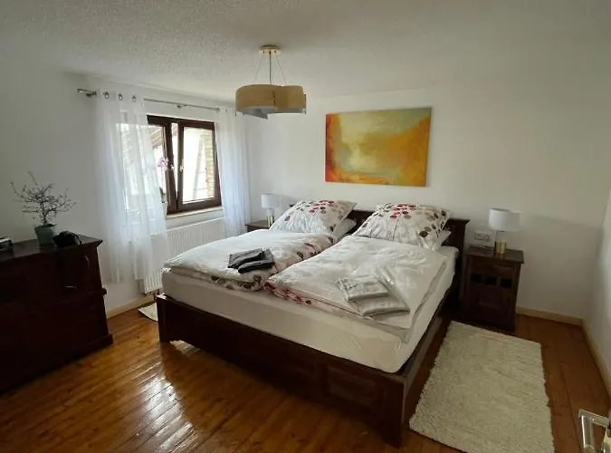 Apartman „casa Lore“ *